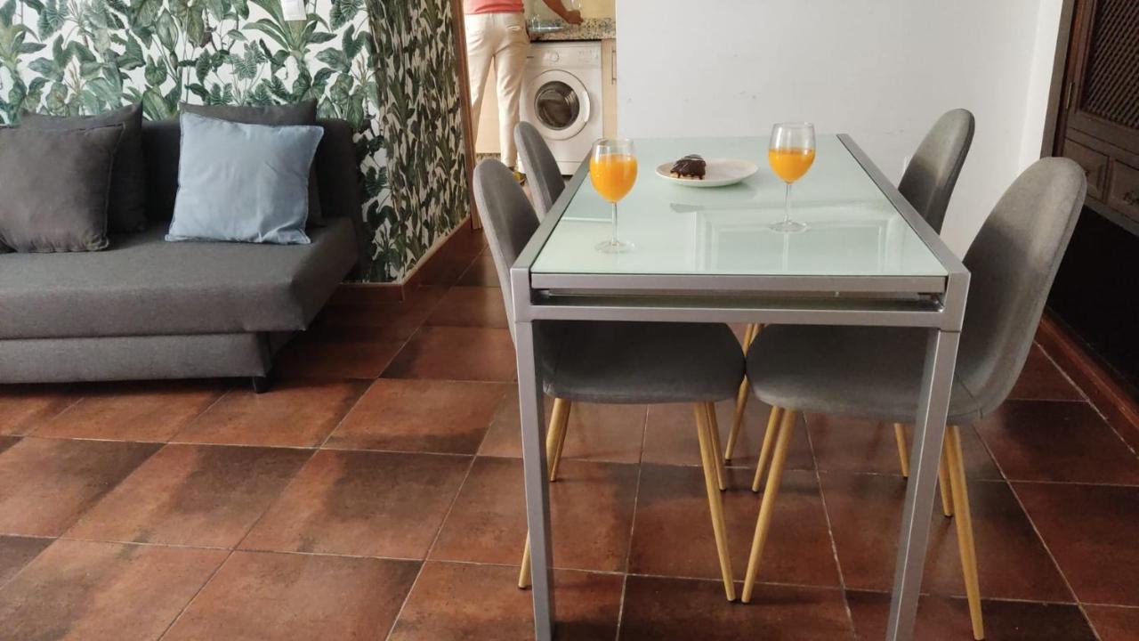 Homeyseville- Bright Apartment At Santa Cruz 6 Pax, Parking Optional מראה חיצוני תמונה